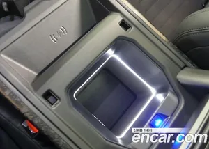 Land Rover Defender, 2025 — миниатюра 19