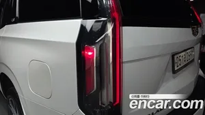 Cadillac Escalade, 2021 — миниатюра 9