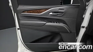 Cadillac Escalade, 2021 — миниатюра 14