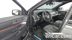Ford Explorer, 2017 — миниатюра 13