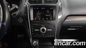 Ford Explorer, 2017 — миниатюра 20