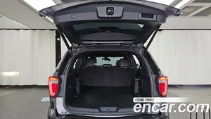Ford Explorer, 2017 — миниатюра 26