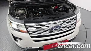 Ford Explorer, 2019 — миниатюра 6