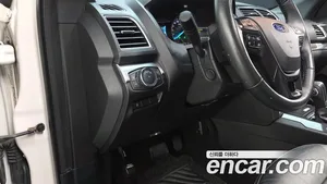Ford Explorer, 2019 — миниатюра 19