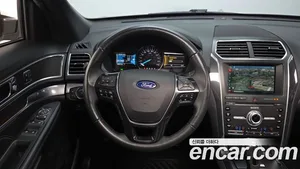Ford Explorer, 2019 — миниатюра 20
