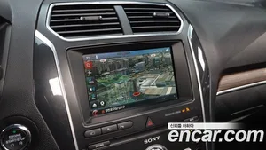 Ford Explorer, 2019 — миниатюра 21