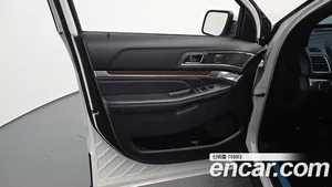Ford Explorer, 2019 — миниатюра 14