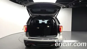 Ford Explorer, 2019 — миниатюра 30