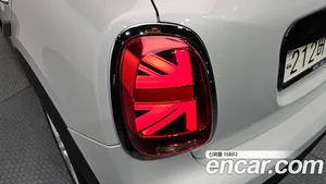 Mini Cooper, 2021 — миниатюра 9