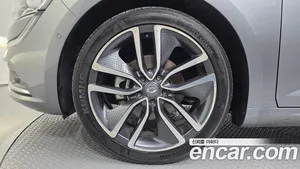 Renault SM6, 2017 — миниатюра 5