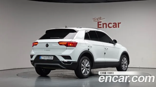 Volkswagen T-Roc, 2021 — фото автомобиля из Кореи