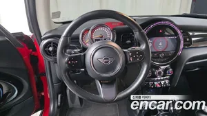 Mini Cooper, 2021 — миниатюра 13