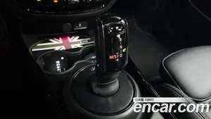 Mini Clubman, 2023 — миниатюра 12