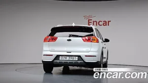 Kia Niro, 2018 — миниатюра 3