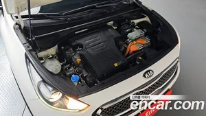 Kia Niro, 2018 — миниатюра 5