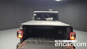 Jeep Gladiator, 2023 — миниатюра 25