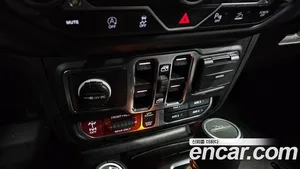 Jeep Gladiator, 2023 — миниатюра 28