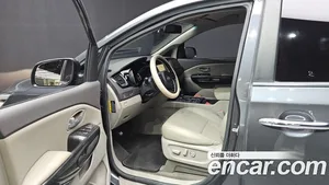 Kia Carnival, 2015 — миниатюра 13