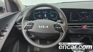 Kia Niro, 2022 — миниатюра 13