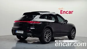 Porsche Macan, 2023 — миниатюра 2