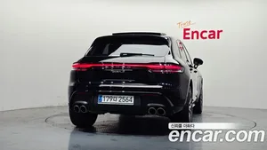 Porsche Macan, 2023 — миниатюра 4