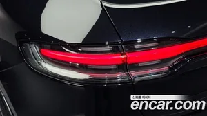 Porsche Macan, 2023 — миниатюра 9