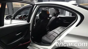BMW 3-Series, 2017 — миниатюра 16