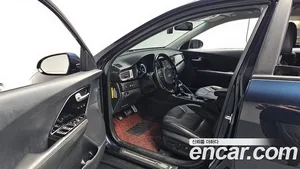 Kia Niro, 2017 — миниатюра 12