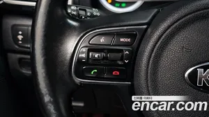Kia Niro, 2017 — миниатюра 19