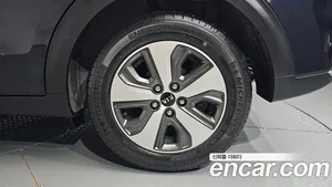 Kia Niro, 2017 — миниатюра 6