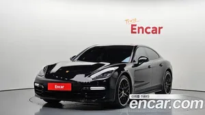 Porsche Panamera, 2018 — миниатюра 1