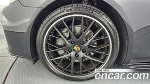 Porsche Panamera, 2018 — миниатюра 5