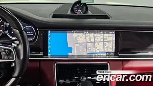 Porsche Panamera, 2018 — миниатюра 20