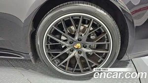 Porsche Panamera, 2018 — миниатюра 7