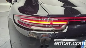 Porsche Panamera, 2018 — миниатюра 9