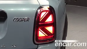 Mini Countryman, 2023 — миниатюра 9