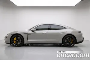 Porsche Taycan, 2023 — миниатюра 1