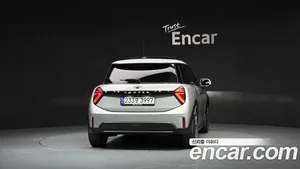 Mini Cooper, 2024 — миниатюра 4