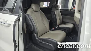 Kia Carnival, 2024 — миниатюра 17