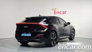 Kia EV6, 2023 — миниатюра 2
