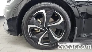 Kia EV6, 2023 — миниатюра 5