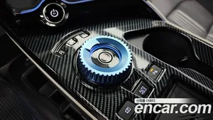 Kia EV6, 2023 — миниатюра 9