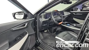 Kia EV6, 2023 — миниатюра 10