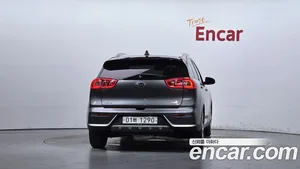 Kia Niro, 2017 — миниатюра 4