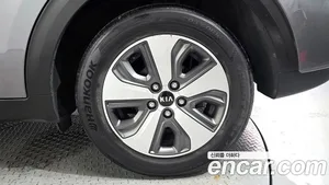 Kia Niro, 2017 — миниатюра 7