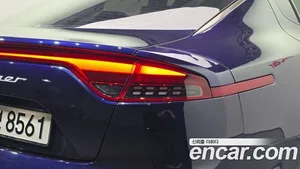 Kia Stinger, 2023 — миниатюра 9