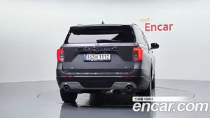 Ford Explorer, 2023 — миниатюра 4