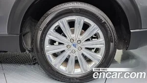 Ford Explorer, 2023 — миниатюра 7
