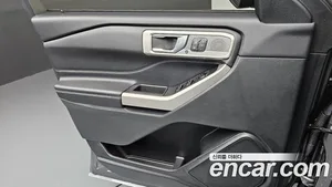 Ford Explorer, 2023 — миниатюра 14