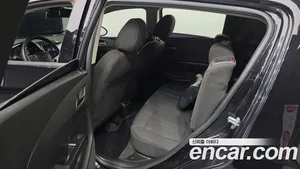 Chevrolet Aveo, 2017 — миниатюра 18